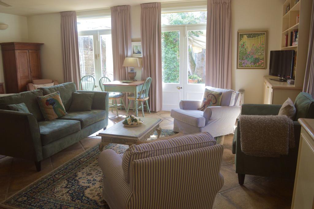 Athelney Cottage Bed And Breakfast Adelaide Exterior photo