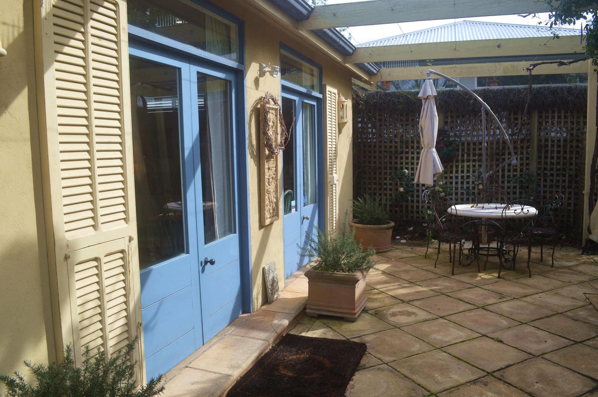 Athelney Cottage Bed And Breakfast Adelaide Exterior photo